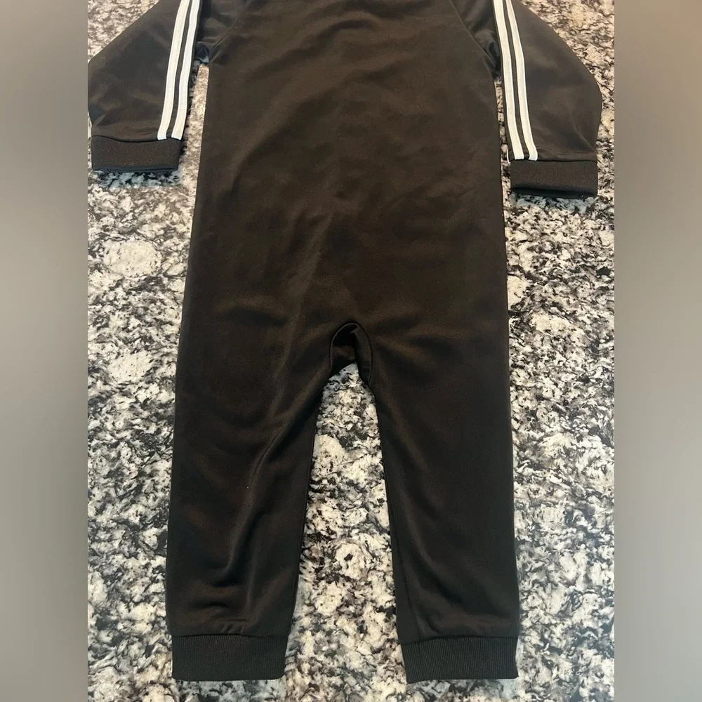 Adidas Black White Long Sleeve 3 Stripe Tricot Coverall Size 24M (0805)